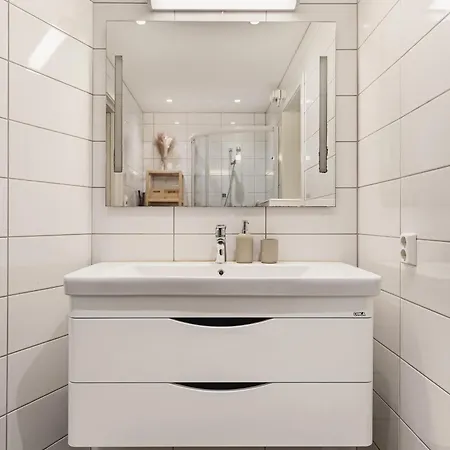 Apartment 500m To Bryggen - 5m To Bus I 2 Floors & Bathrooms