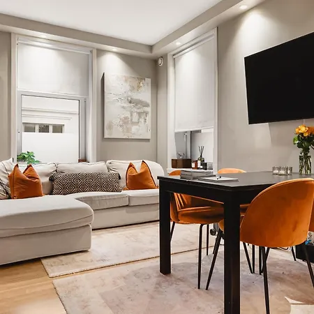 500m To Bryggen - 5m To Bus I 2 Floors & Bathrooms Apartment