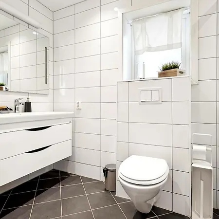 500m To Bryggen - 5m To Bus I 2 Floors & Bathrooms Apartament